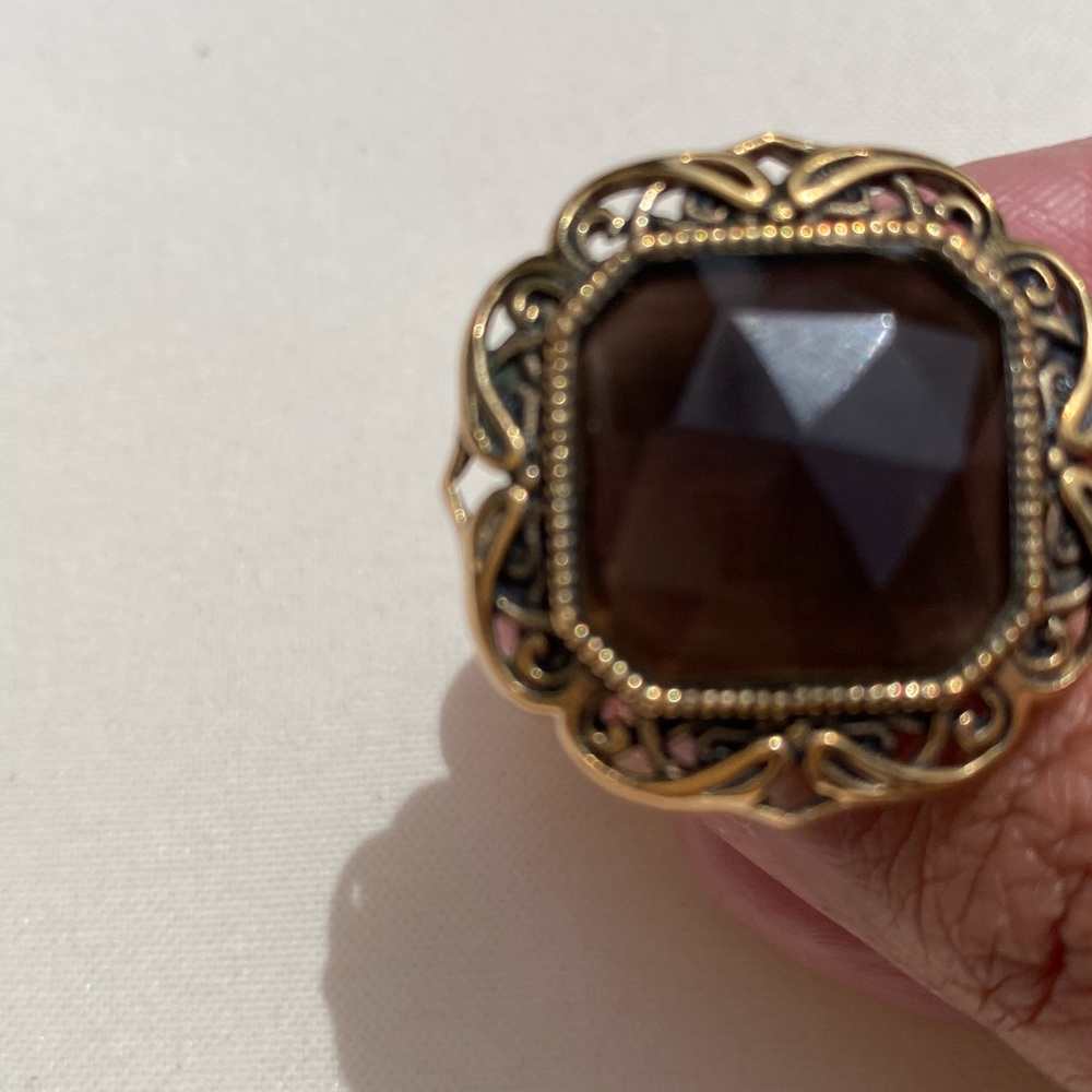 Studio Barse Ring View 4